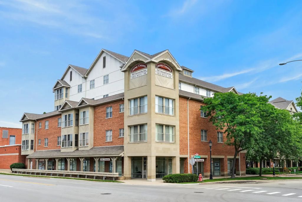 50 N Bokelman Street 534, Roselle