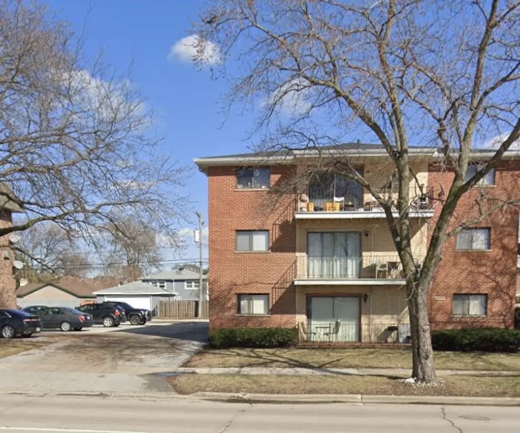 9645 S Ridgeland Avenue 302, Oak Lawn