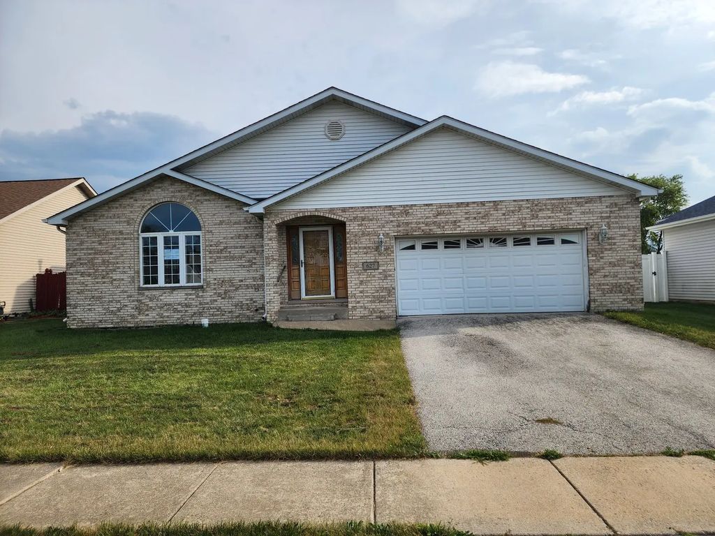 627 Clover Lane, University Park