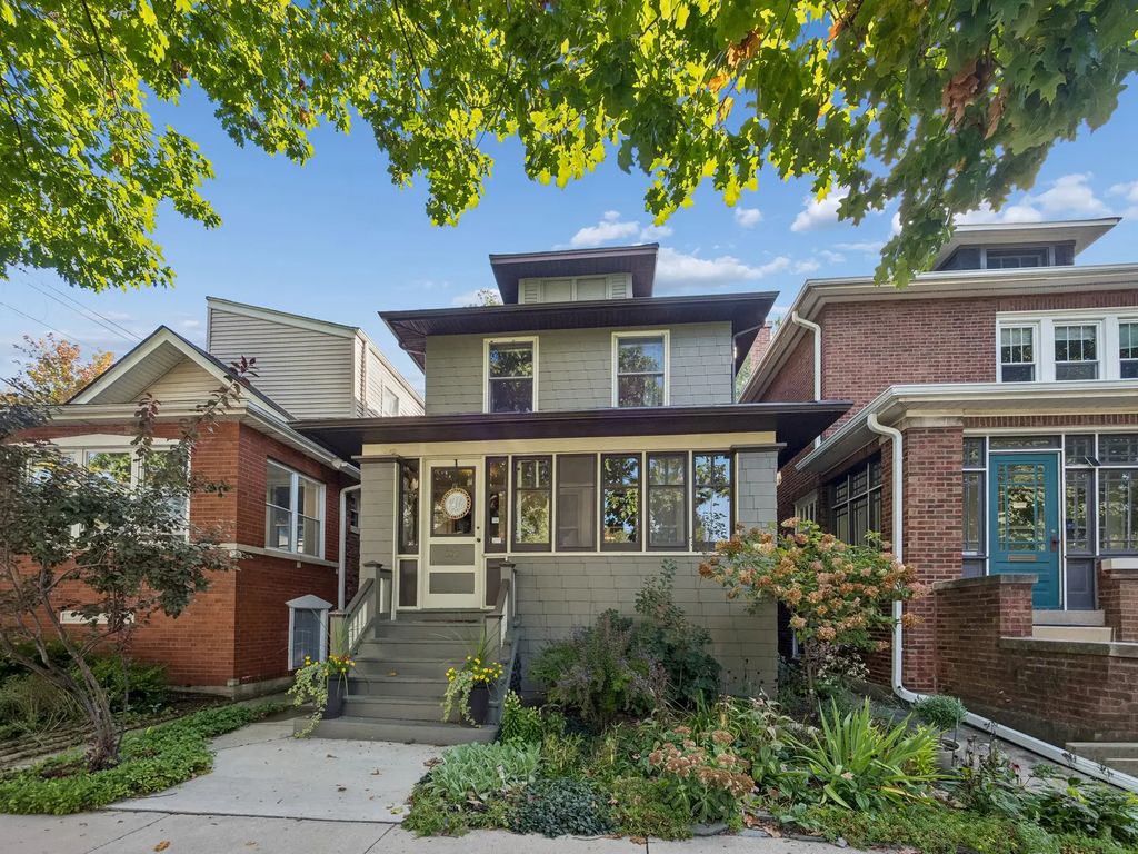 512 S Harvey Avenue, Oak Park