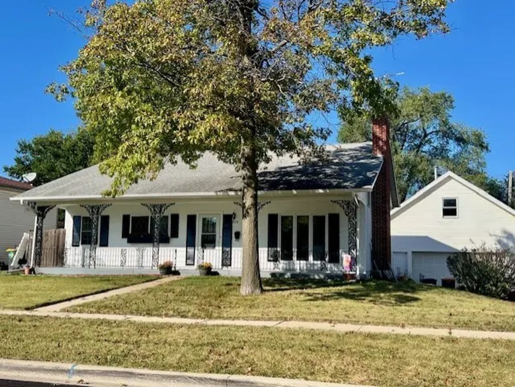 304 Andover Court, Streamwood
