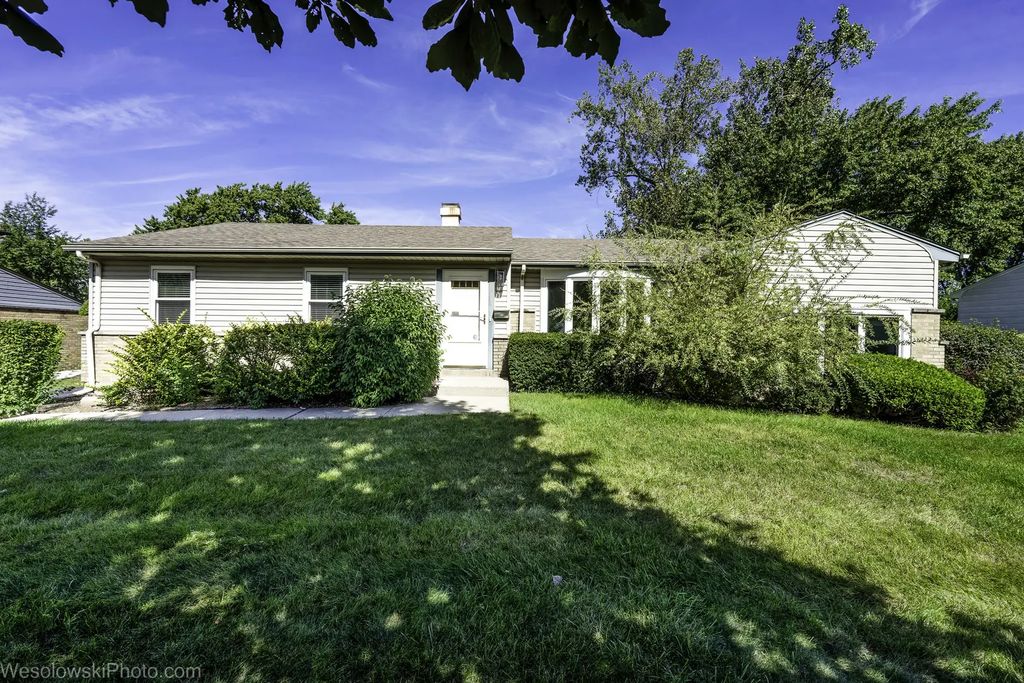 1434 E Norman Drive, Palatine