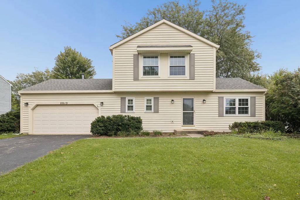 2013 Vanderbilt Court, Naperville