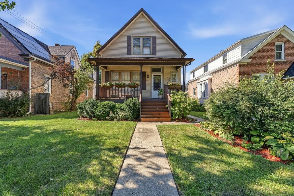 1131 Troost Avenue, Forest Park