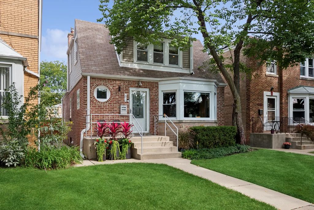 2916 W Fargo Avenue, Chicago