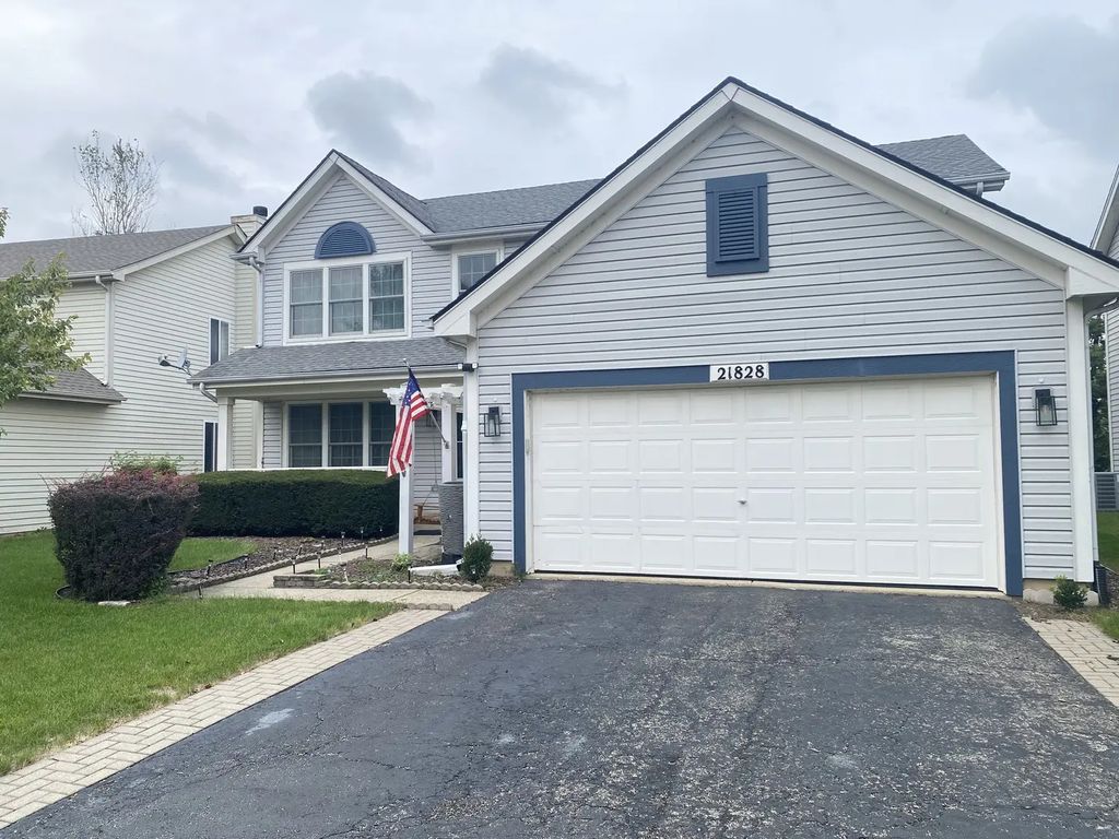 21828 W Knollwood Drive, Plainfield