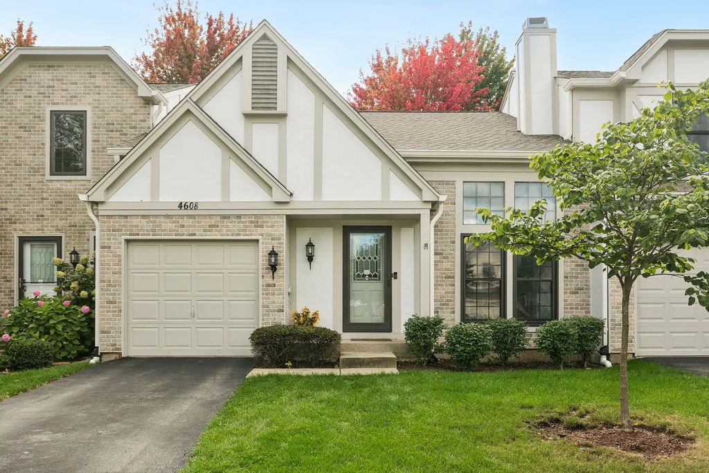 4608 Mumford Drive, Hoffman Estates