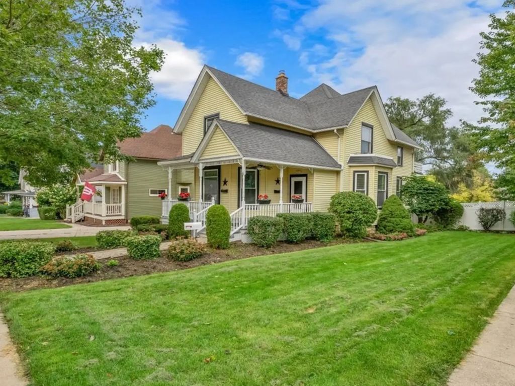202 N 5th Street, St. Charles