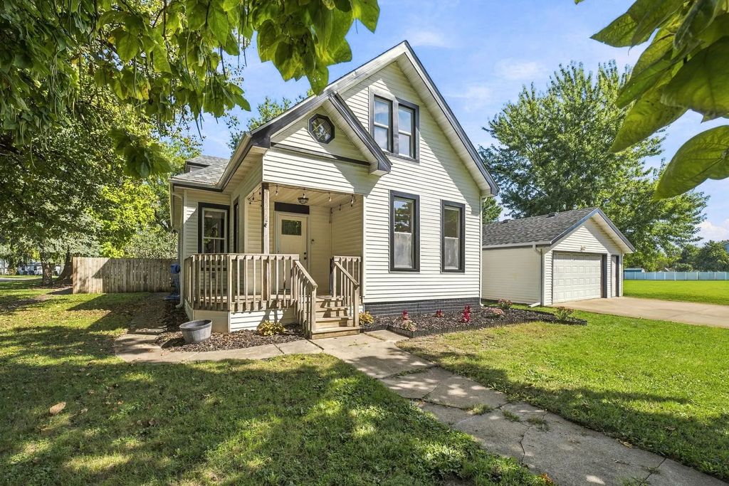 209 S East Street, Odell