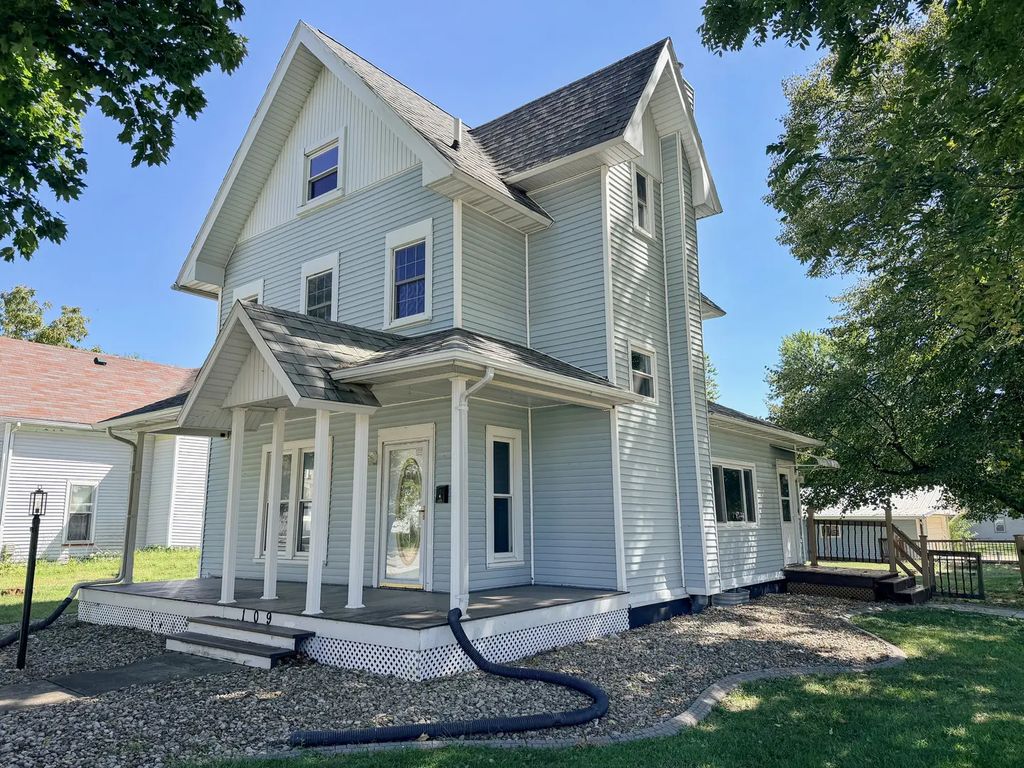 109 2nd South Street, Wenona