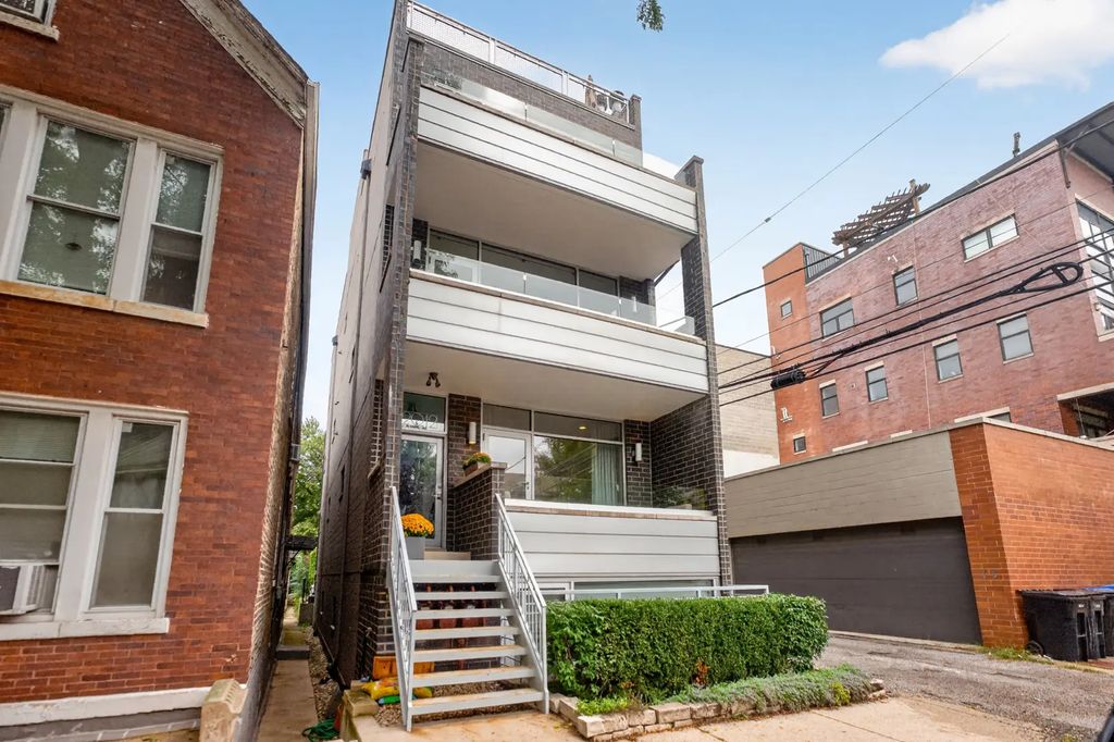 2012 W Shakespeare Avenue 1, Chicago