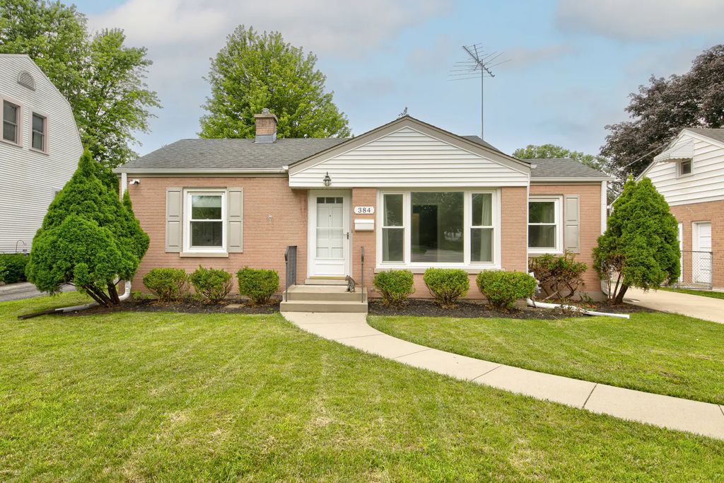 384 S Wolf Road S, Des Plaines