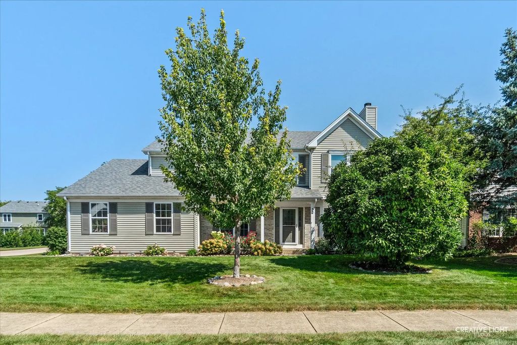 52 Blackberry Trail, Aurora