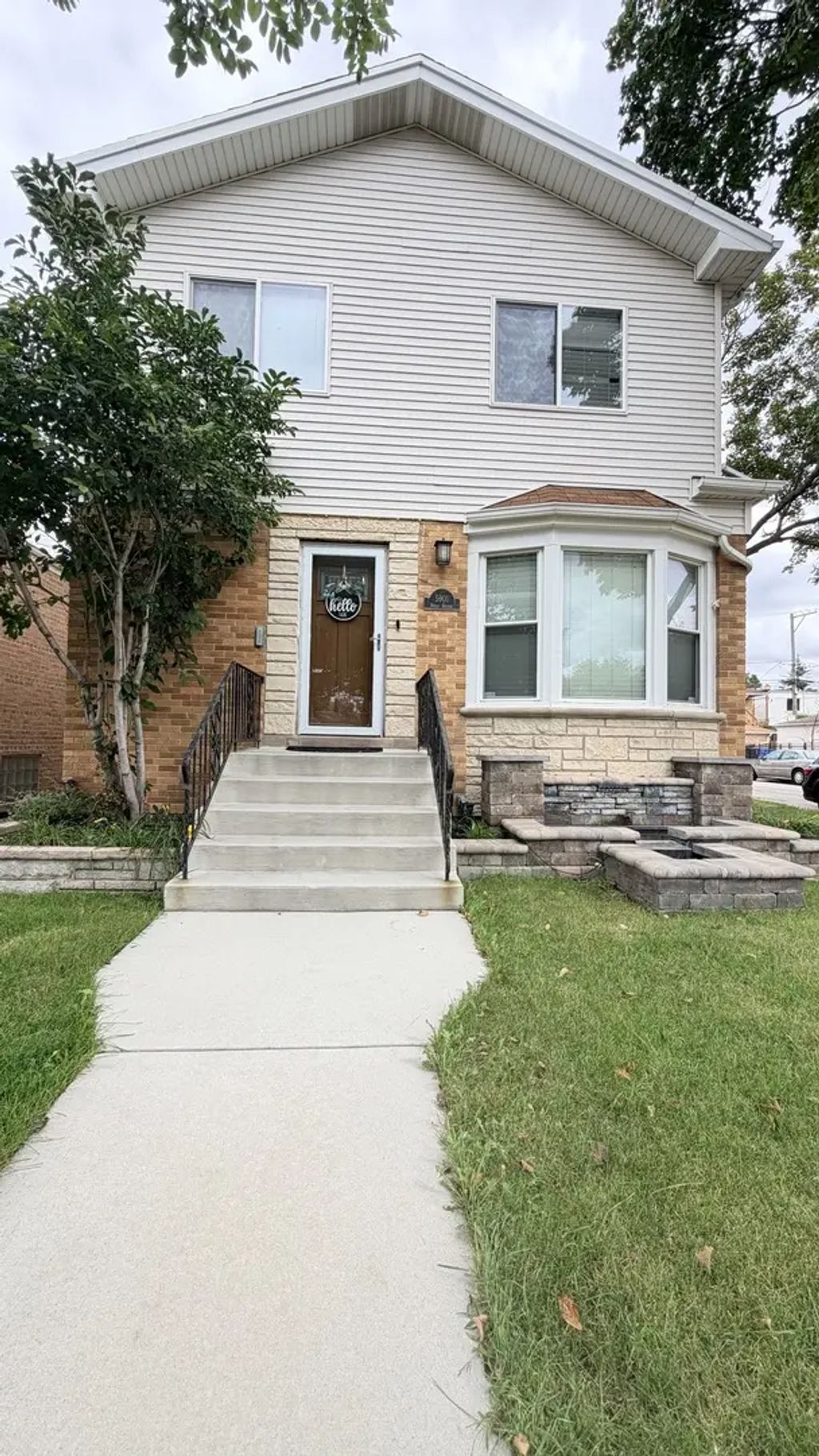 5901 N Nagle Avenue, Chicago