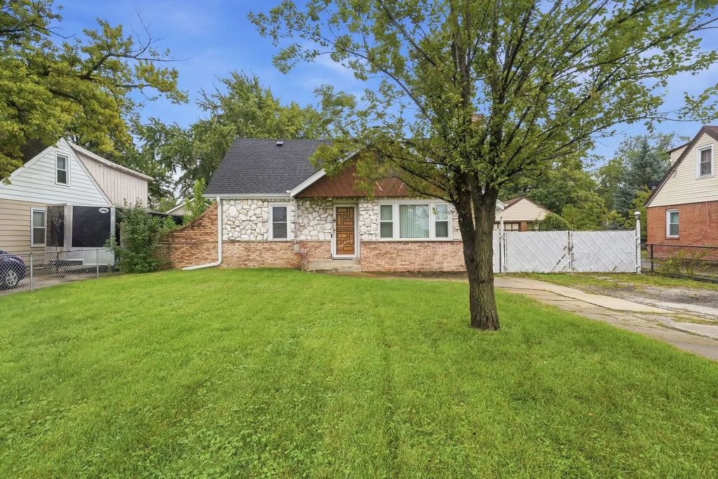 7915 W 70th Street, Bridgeview