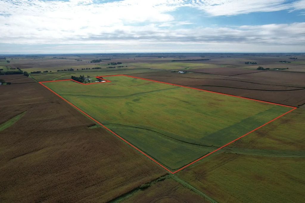 3550 1200 E Road, Paxton