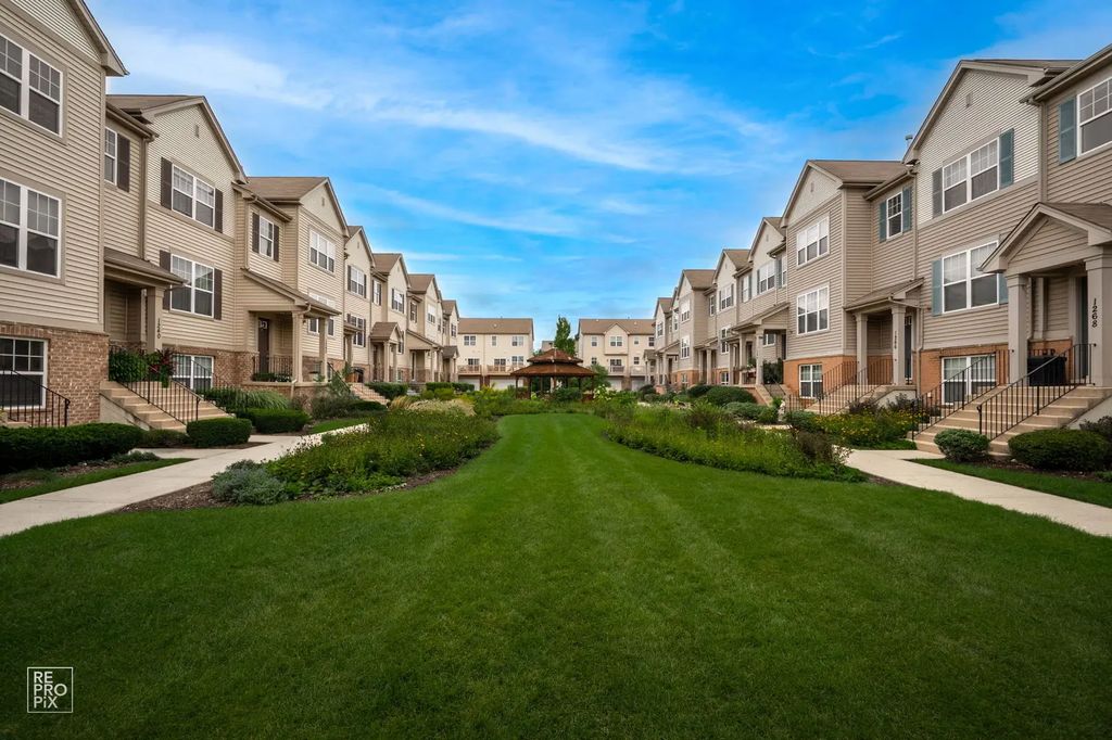 1262 Evergreen Avenue, Des Plaines
