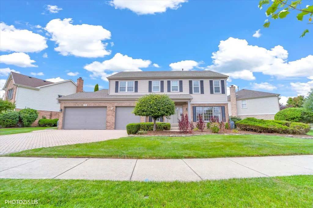 730 Castlerea Lane, Des Plaines
