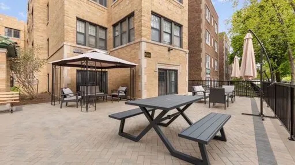 7622 N Eastlake Terrace 2a, Chicago
