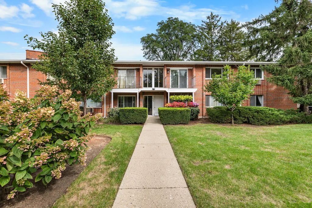 1150 Osterman Avenue C, Deerfield