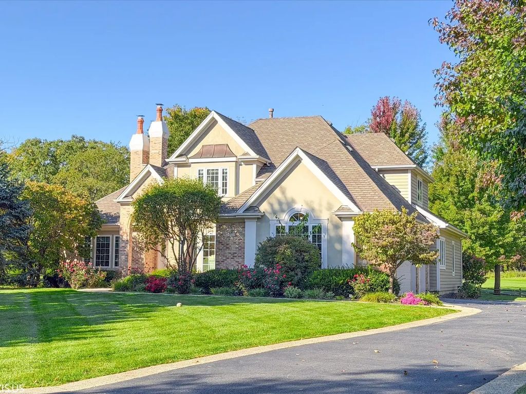 7160 Brae Court, Gurnee