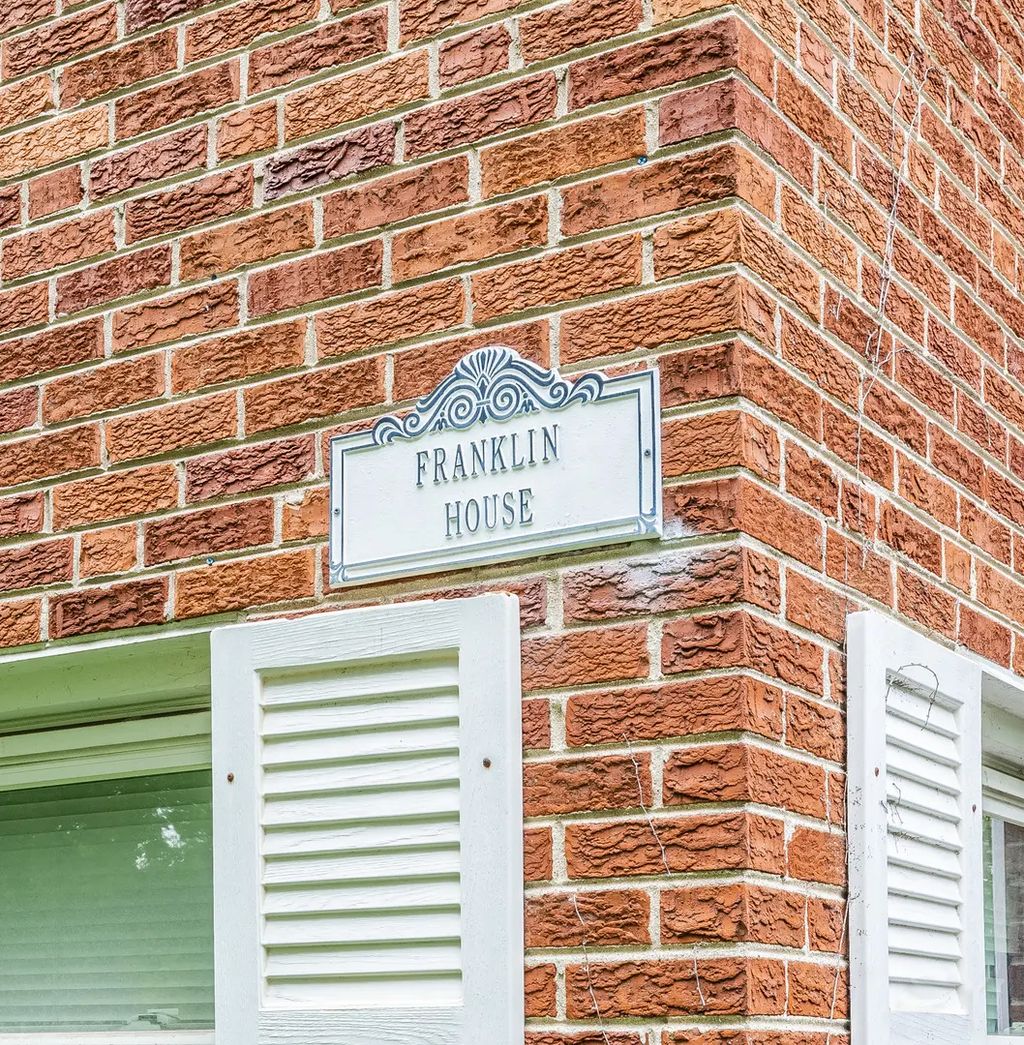 406 Franklin Avenue 1b, River Forest
