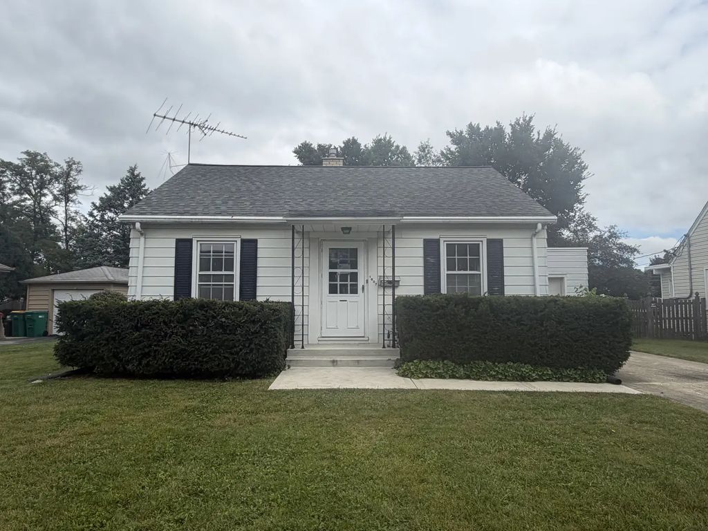 1607 Stratford Court, Joliet