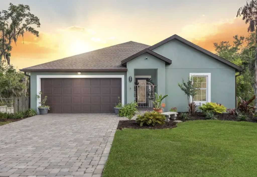 881 Mandarin Drive Ne, Palm Bay