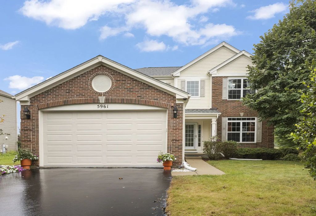 5961 Mackinac Lane, Hoffman Estates