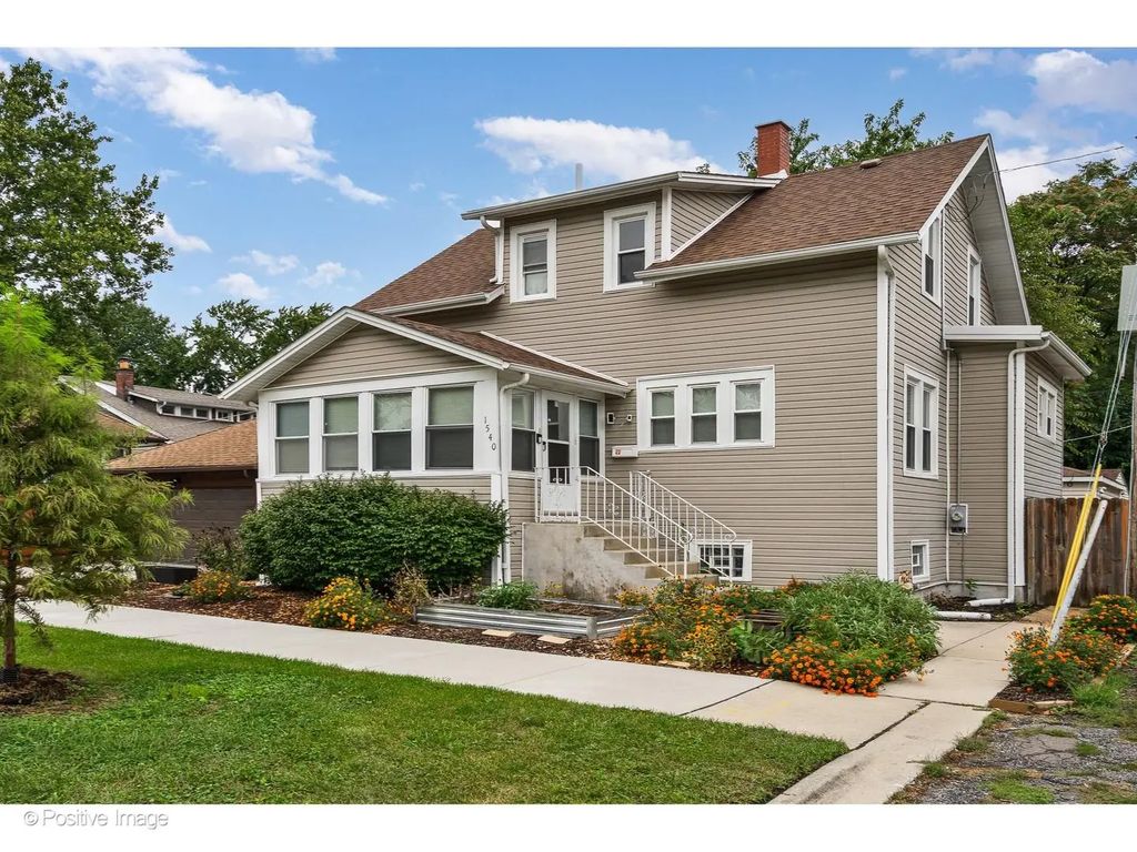 1540 W 105th Street, Chicago