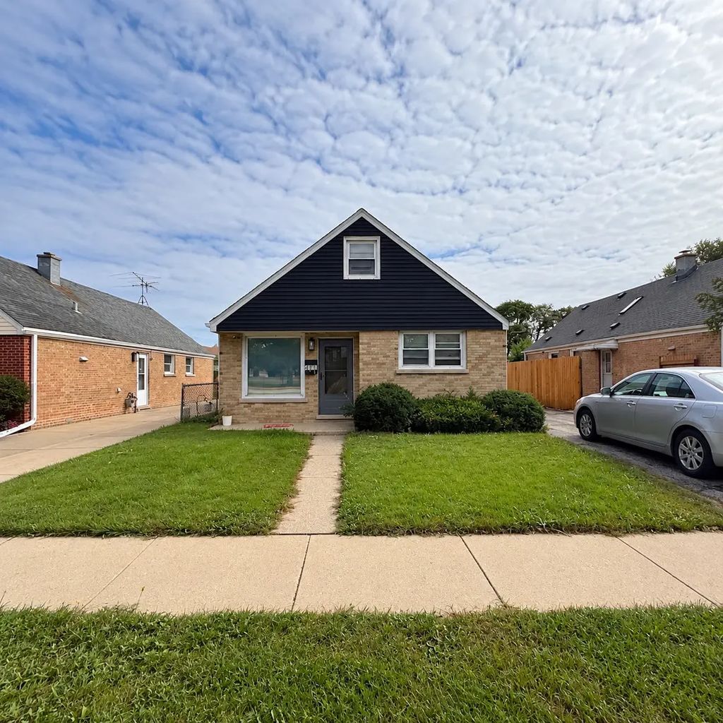 4137 Ruby Street, Schiller Park
