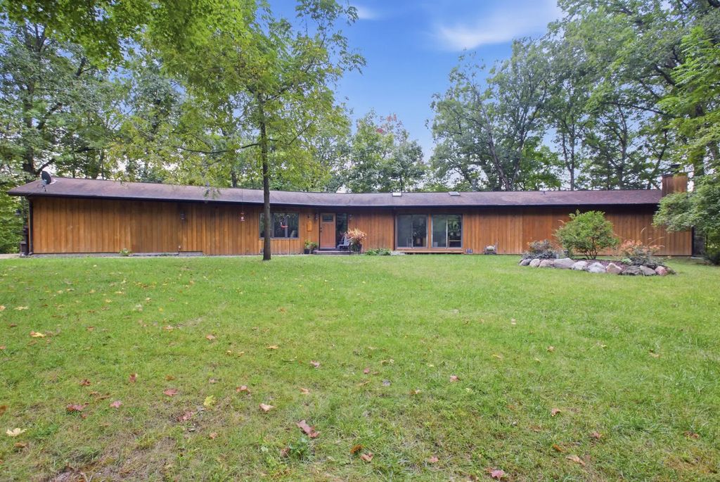 1056 County Road 2125, Sidney
