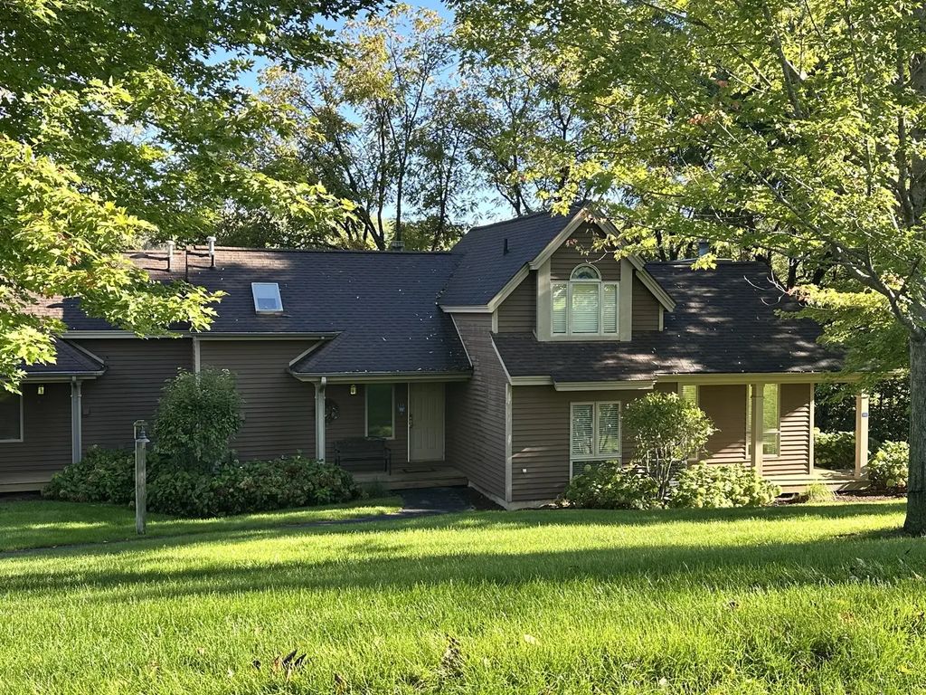111 Walnut Hill Drive 111, Galena