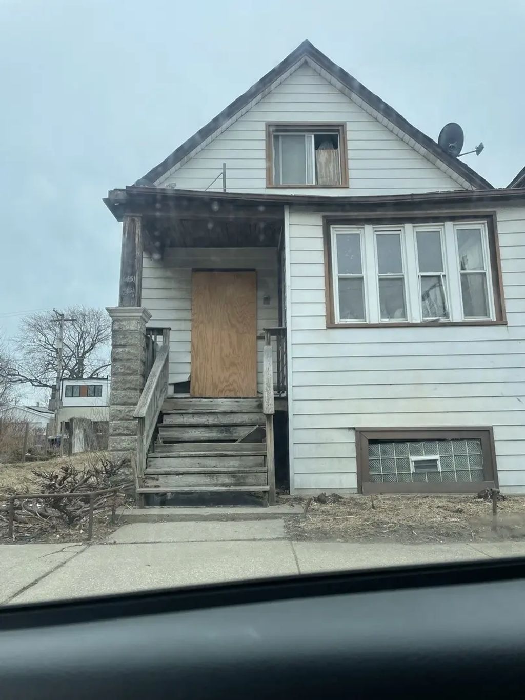 6451 S Eberhart Avenue, Chicago