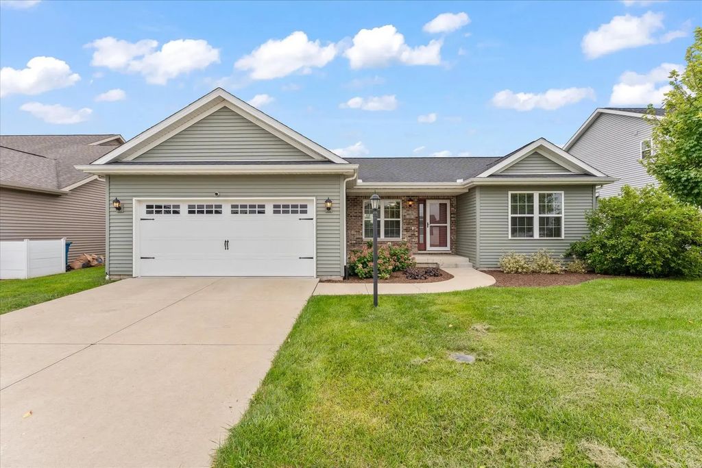 35 Lodge Trail, Monticello