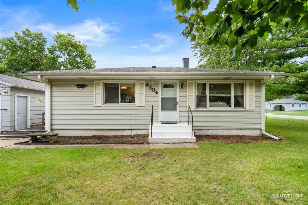 2304 Countryside Drive, Montgomery