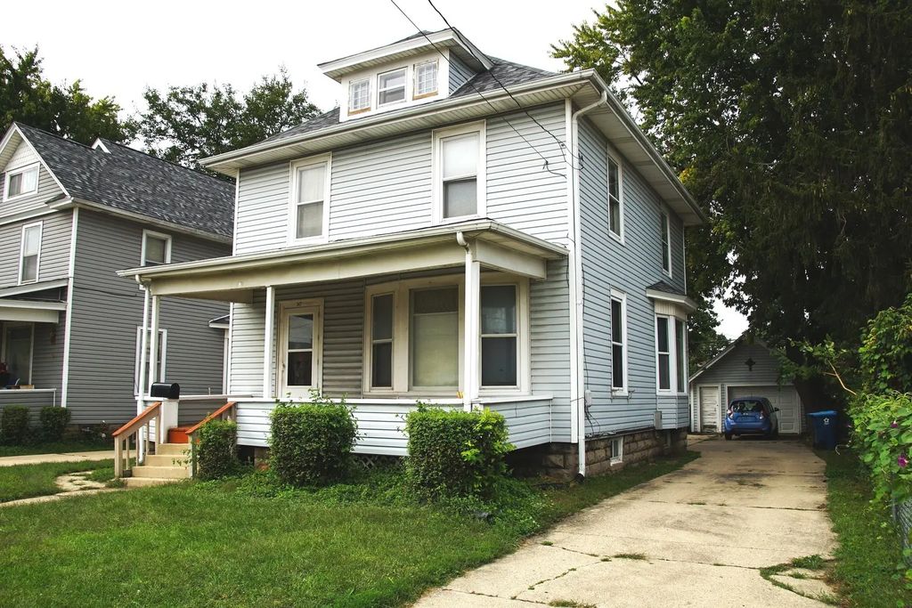 347 S Lake Street, Aurora