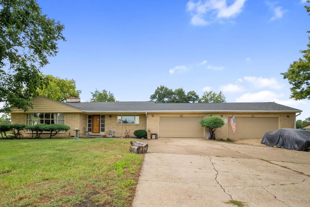 400 Sugar Creek Drive, Joliet