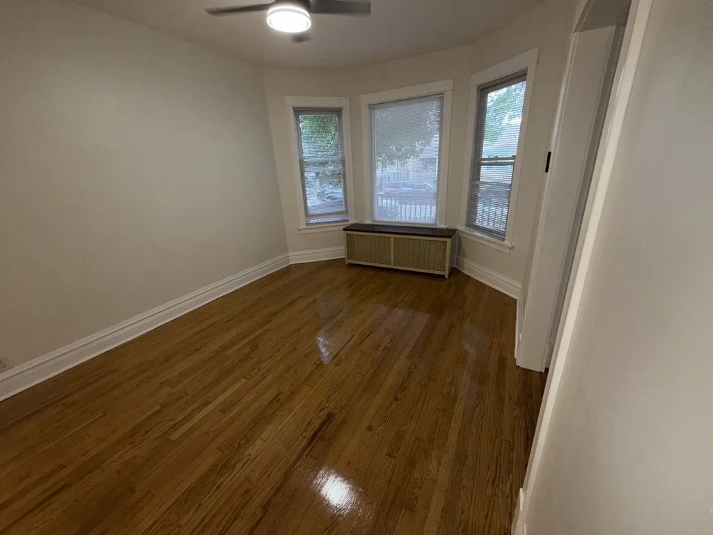2045 N Tripp Avenue, Chicago