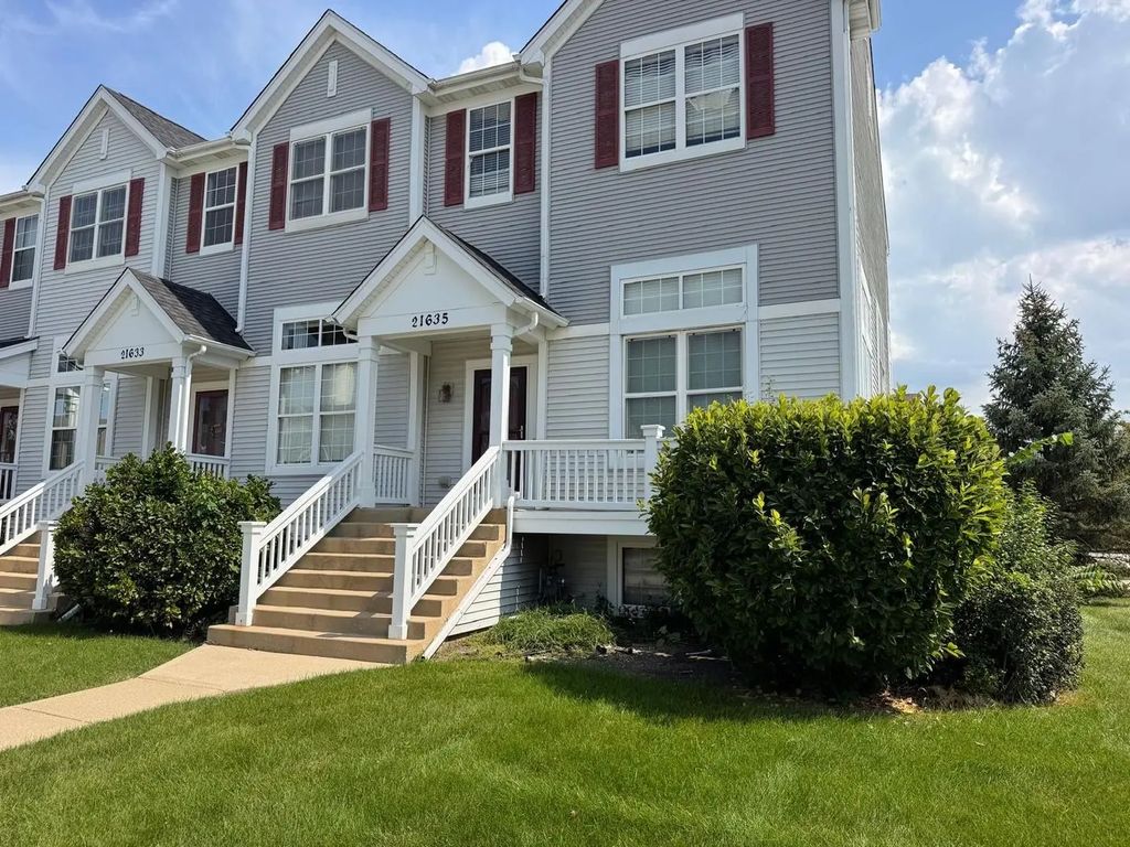 21635 Dogwood Road 1165, Matteson