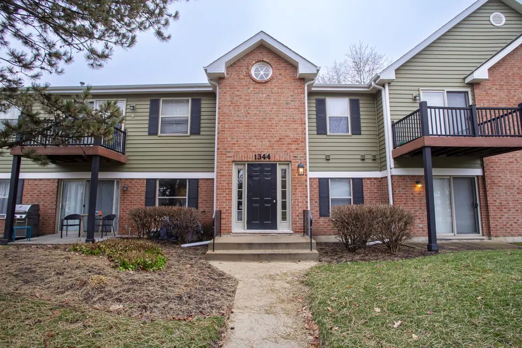 1344 Mcdowell Avenue 204, Naperville