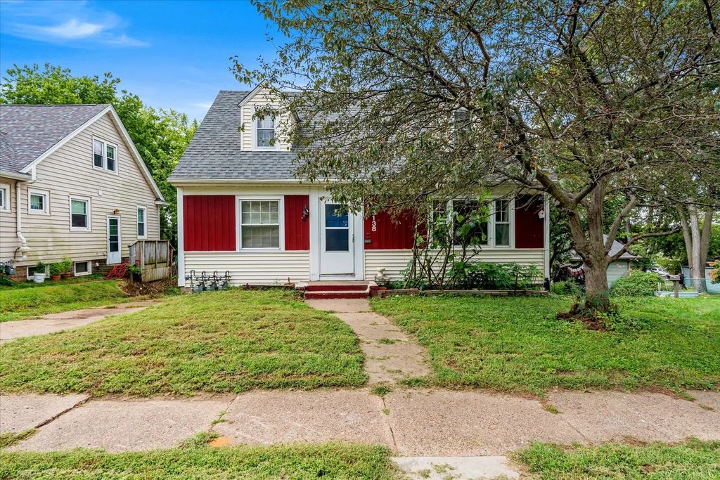 3138 12th Street, Rock Island