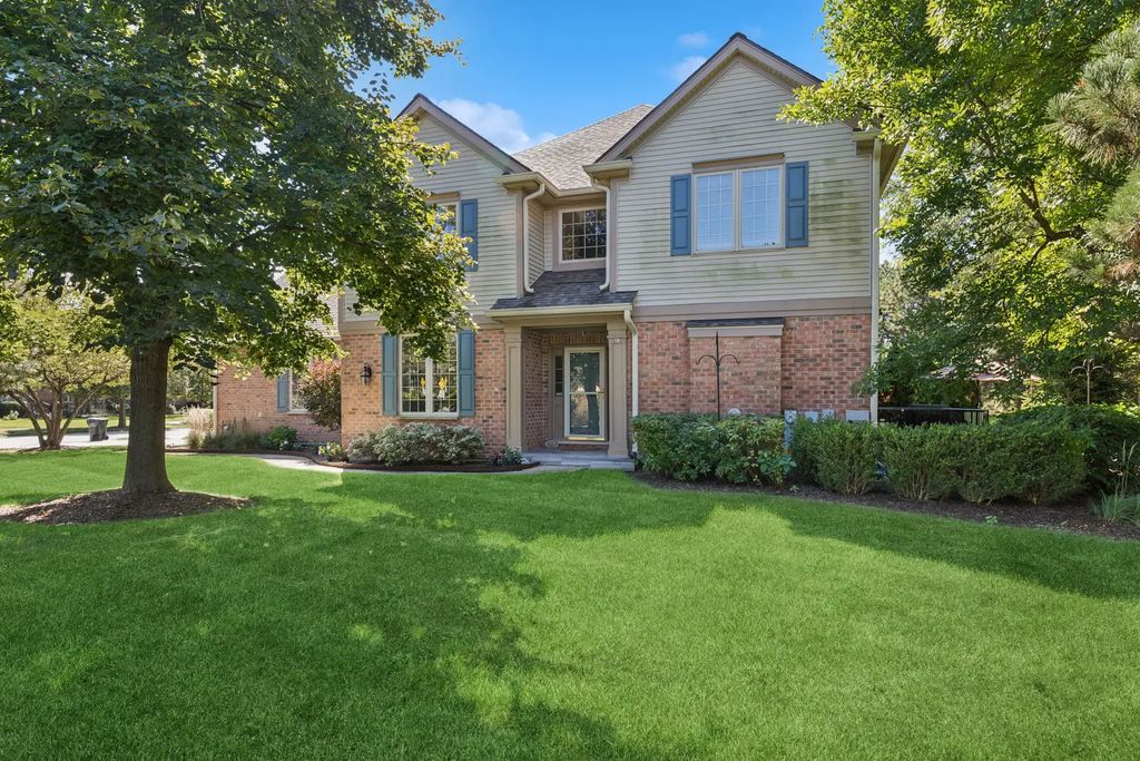 1802 Westleigh Drive, Glenview