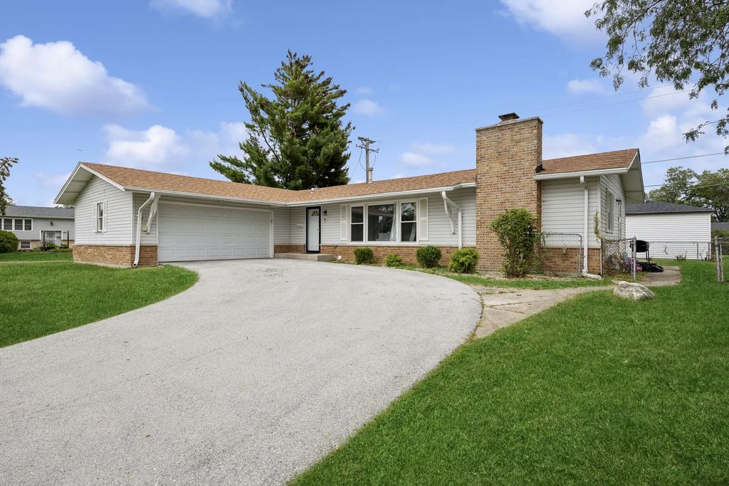 18921 Willow Avenue, Country Club Hills