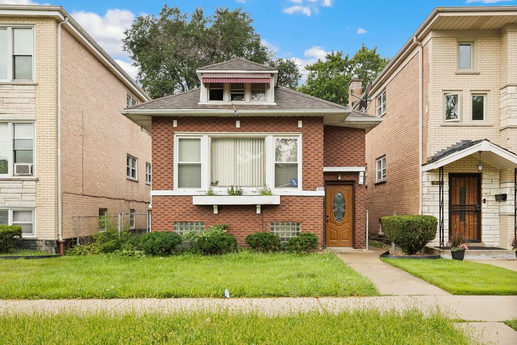 1804 N Merrimac Avenue, Chicago