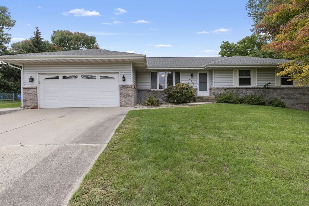 6037 Banbridge Drive, Roscoe