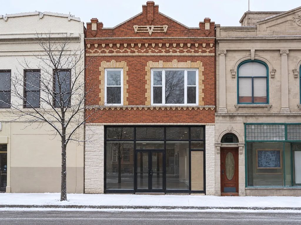 2355 N Milwaukee Avenue 2, Chicago