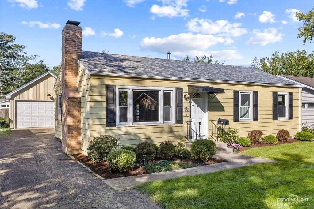 1114 S President Street, Wheaton