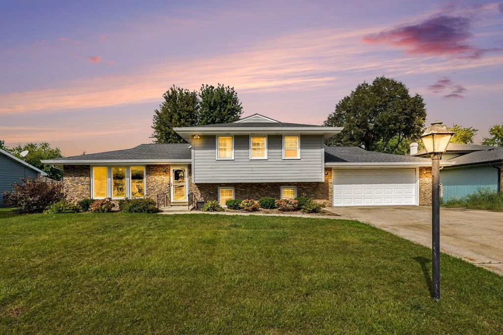 524 Dogwood Court, Joliet