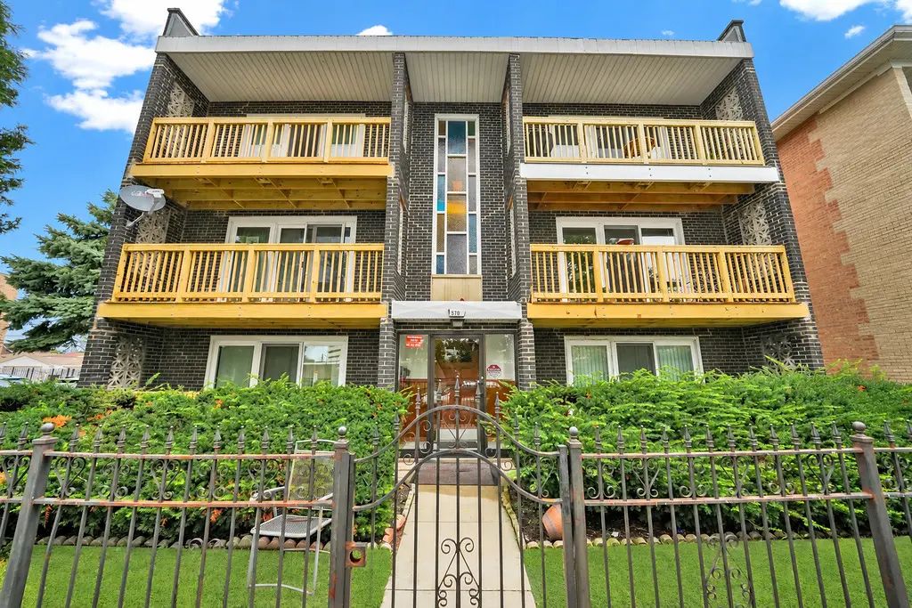 5701 S Kenton Avenue 3n, Chicago